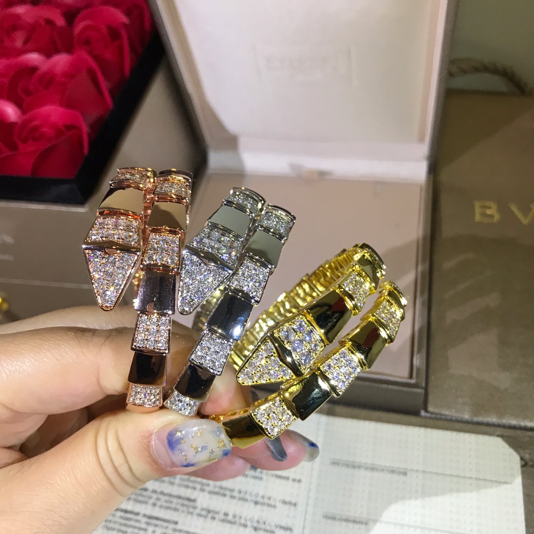 ​18K 하이엔드 미러급 불가리 세르펜티 팔찌 (구성품 풀박스)