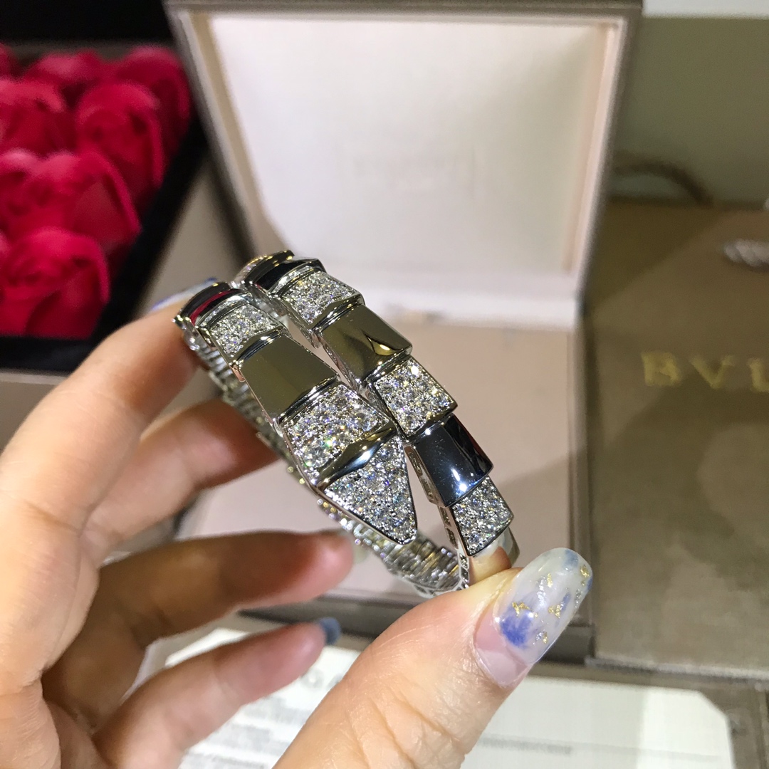 ​18K 하이엔드 미러급 불가리 세르펜티 팔찌 (구성품 풀박스)