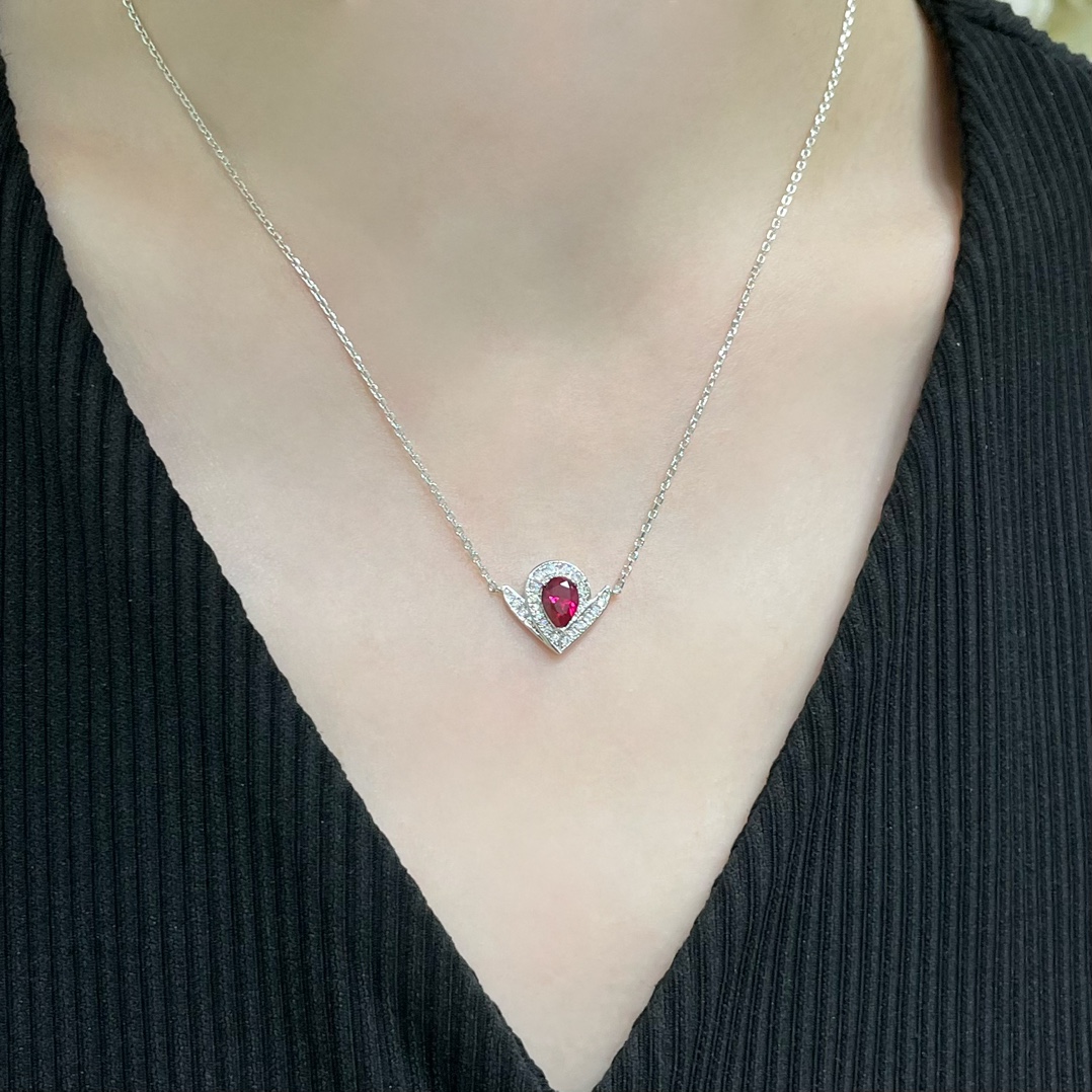 18k 하이엔드 미러급 쇼메 조세핀 아그레뜨 루벨라이트 목걸이 (구성품 풀박스)