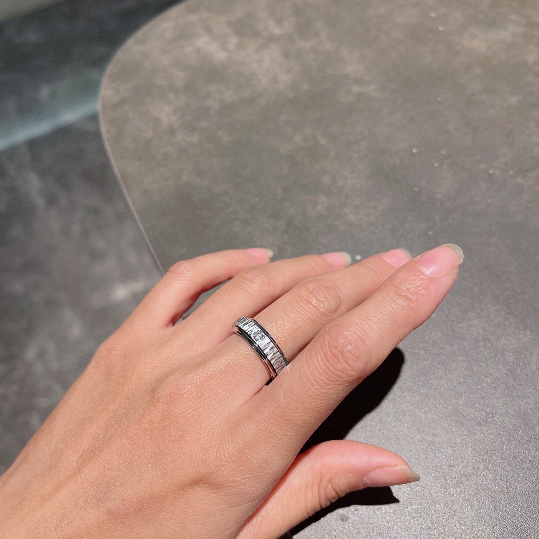 18K 하이엔드 미러급 피아제 포제션 반지 (구성품 풀박스)