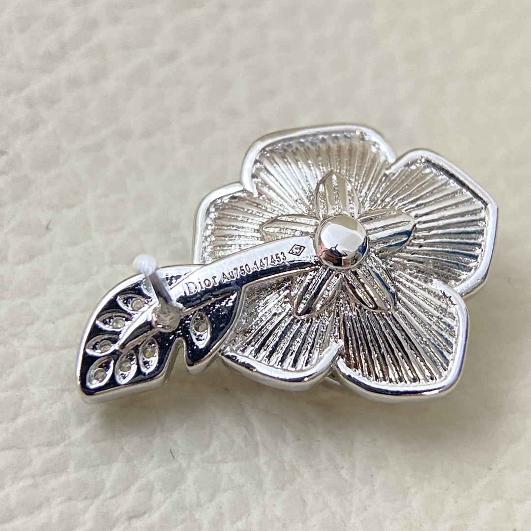 18K 하이엔드 미러급 피아제 로즈 귀걸이 (구성품 풀박스)