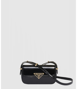 프라다 에나멜 가죽 숄더백 1BD339
