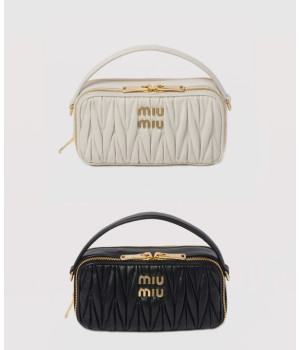 미우미우 마테라쎄 나파 가죽 숄더백 5BH229