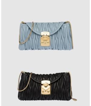 미우미우 마테라쎄 나파 레더 체인 숄더백 5BH196