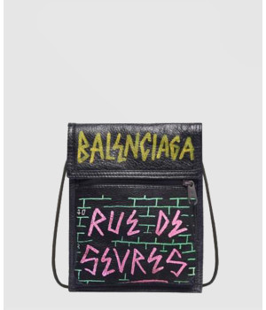 발렌시아가 익스플로러 파우치 532298