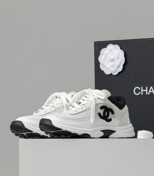 (국내배송) 샤넬 스니커즈 메쉬 스웨이드 카프스킨 & 화이트 블랙