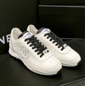 (국내배송) 샤넬 25SS 프리 컬렉션 카프스킨 엠보 스니커즈