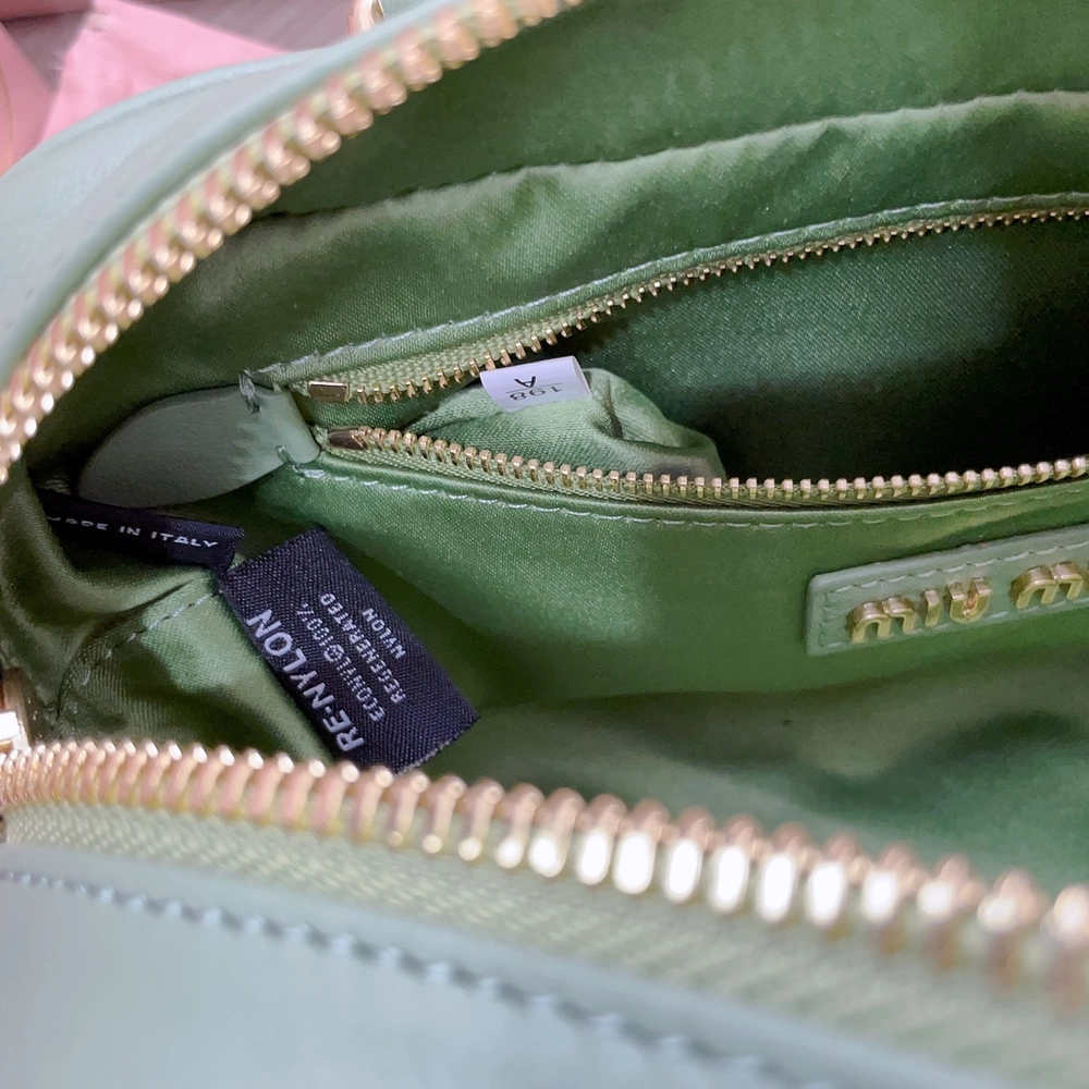 05690ac46abd98ae758d48df9aa10a4e_1758572376_5381.jpg 05690ac46abd98ae758d48df9aa10a4e_1758572376_5381.jpg