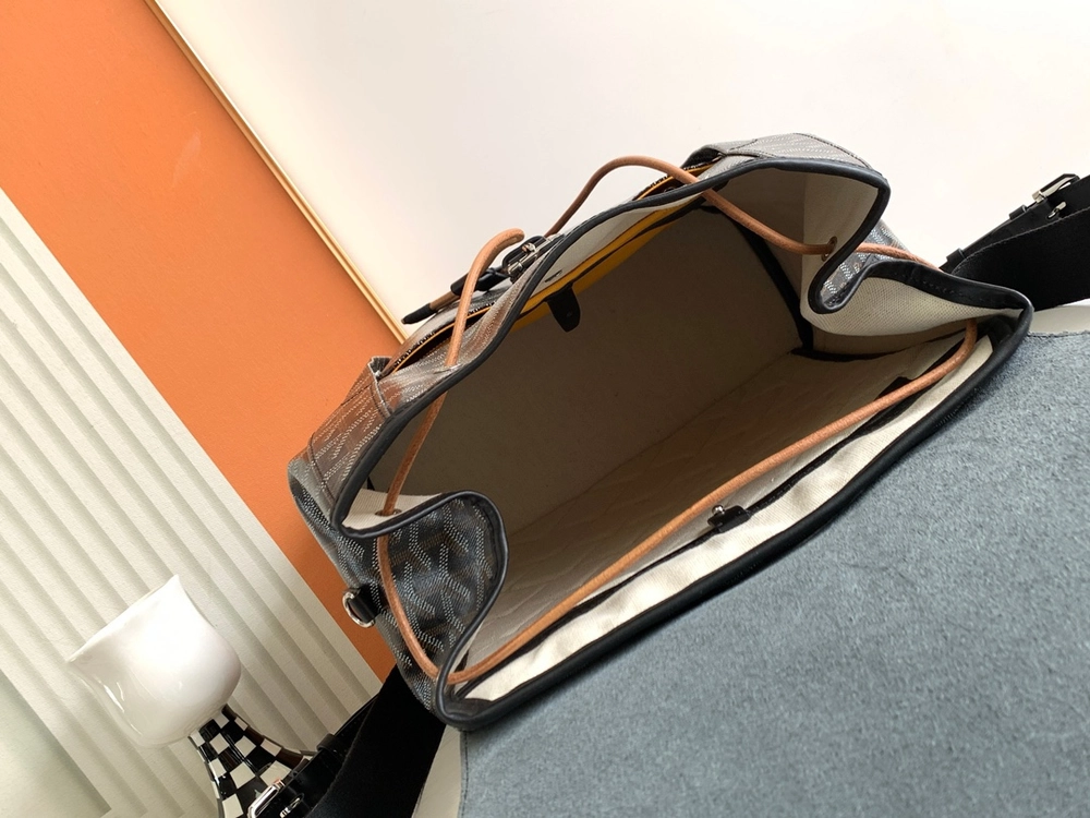 ee11c2b363e77cc2ffb275bf890f86fc_1758436334_9687.jpg ee11c2b363e77cc2ffb275bf890f86fc_1758436334_9687.jpg