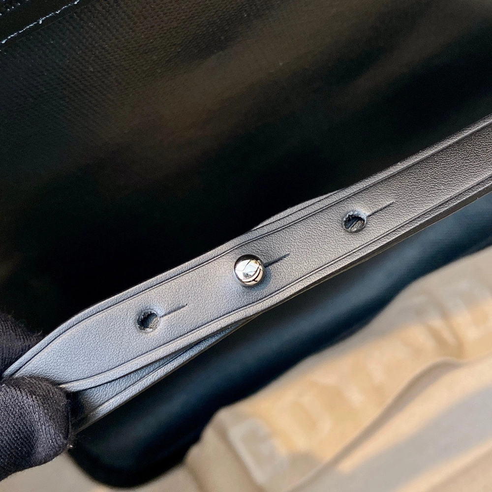 ee11c2b363e77cc2ffb275bf890f86fc_1758439091_1807.jpg ee11c2b363e77cc2ffb275bf890f86fc_1758439091_1807.jpg