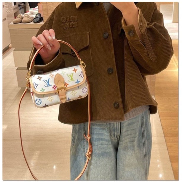 05690ac46abd98ae758d48df9aa10a4e_1759301885_0521.jpg 05690ac46abd98ae758d48df9aa10a4e_1759301885_0521.jpg