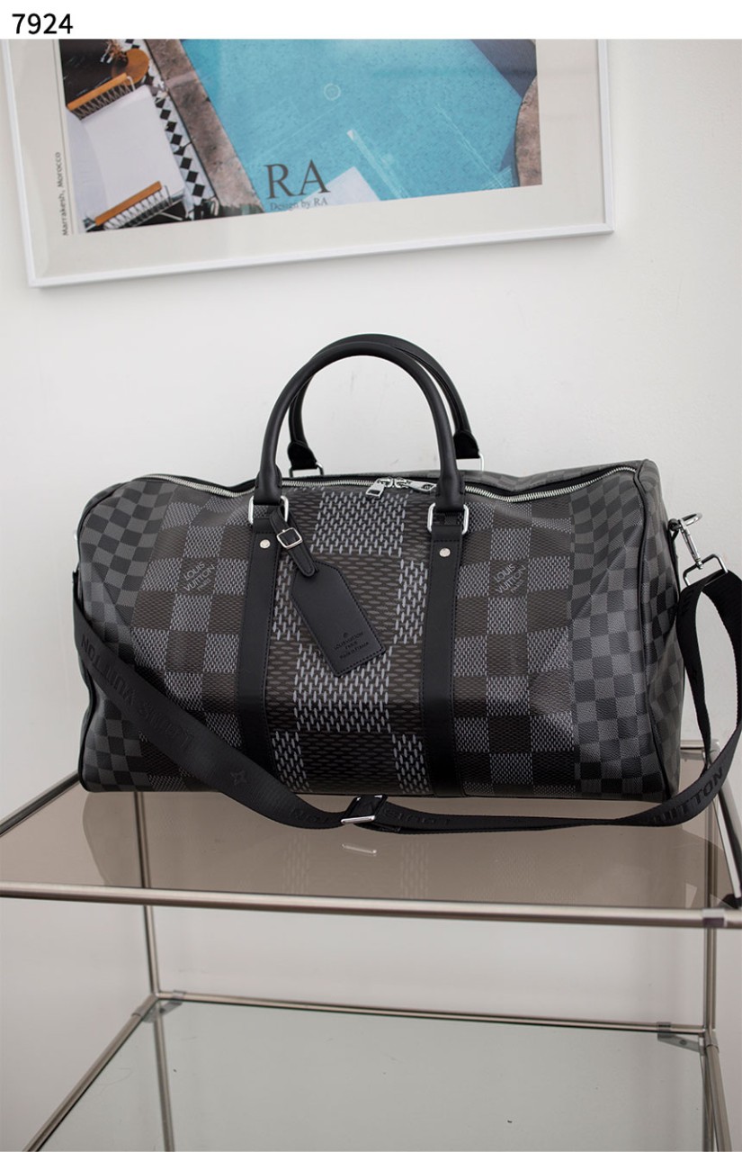 05690ac46abd98ae758d48df9aa10a4e_1759302443_5009.jpg 05690ac46abd98ae758d48df9aa10a4e_1759302443_5009.jpg