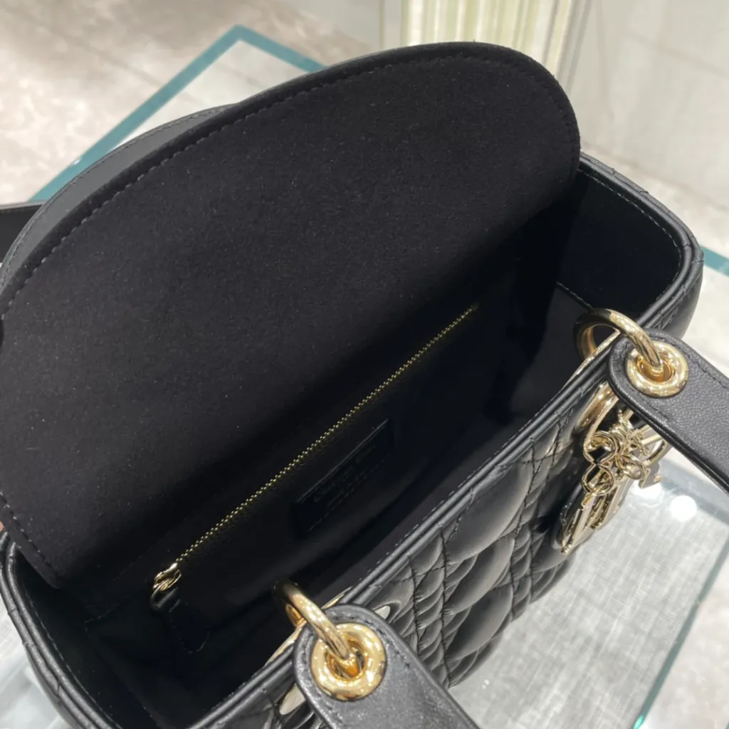 256df7191834af4dc2b38209ff4b5527_1761213415_216.jpg 256df7191834af4dc2b38209ff4b5527_1761213415_216.jpg