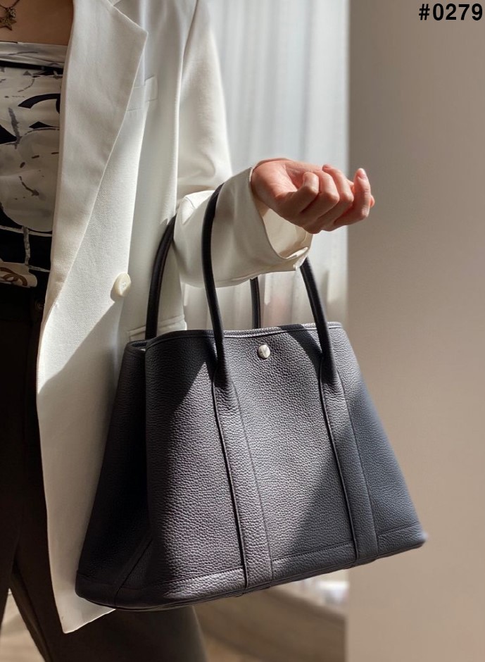 bff586879f5778d444f24a932000a870_1760484308_2733.jpg bff586879f5778d444f24a932000a870_1760484308_2733.jpg