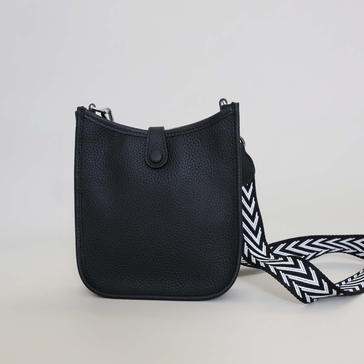 bff586879f5778d444f24a932000a870_1760484533_1956.jpg bff586879f5778d444f24a932000a870_1760484533_1956.jpg