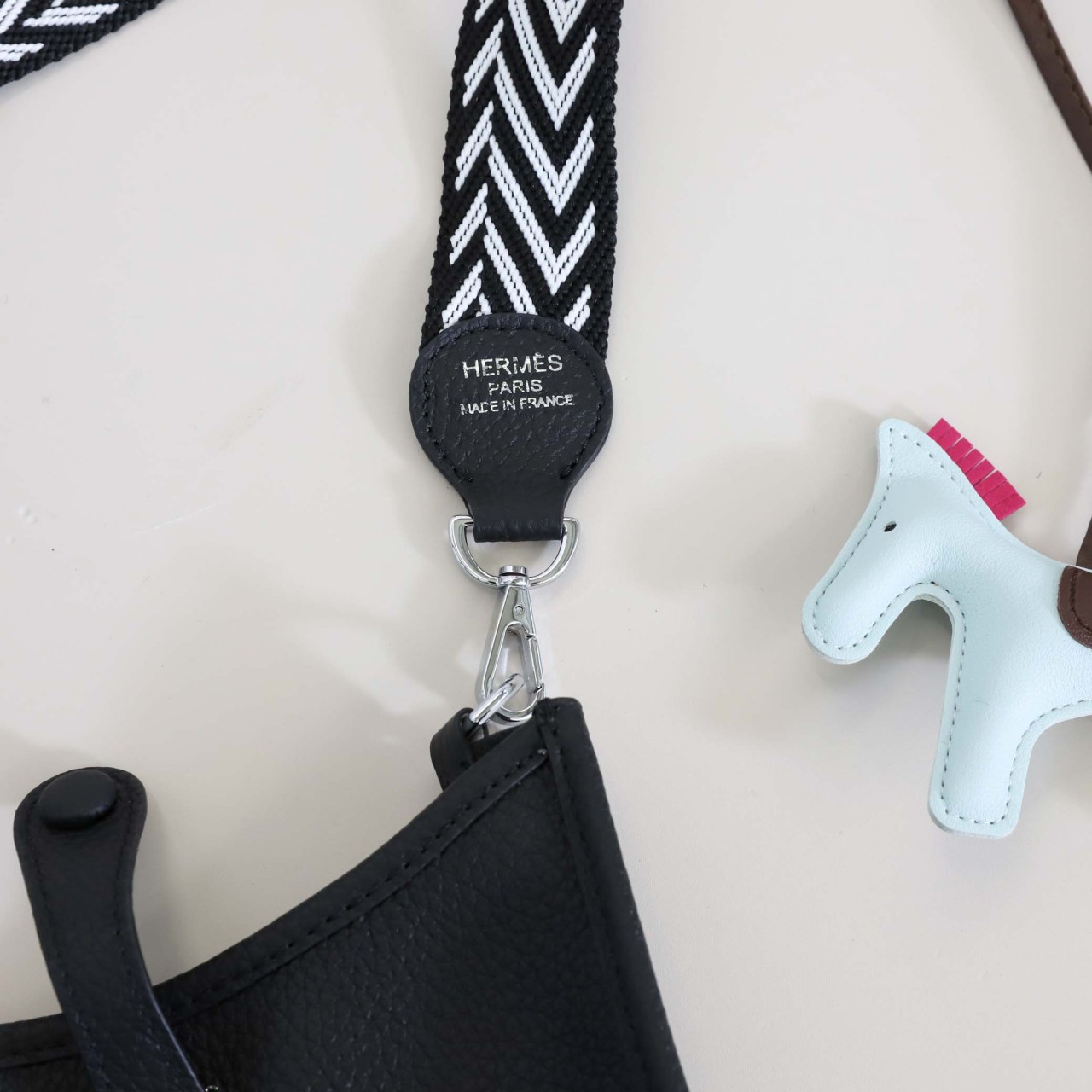 bff586879f5778d444f24a932000a870_1760484536_083.jpg bff586879f5778d444f24a932000a870_1760484536_083.jpg