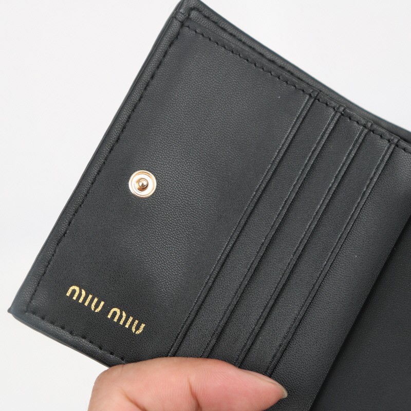 bff586879f5778d444f24a932000a870_1760629682_0669.jpg bff586879f5778d444f24a932000a870_1760629682_0669.jpg