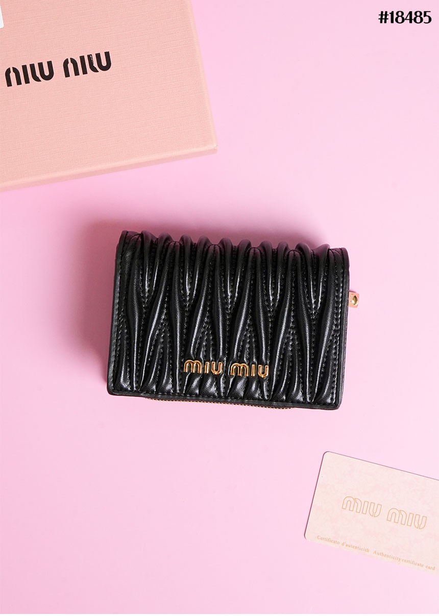 bff586879f5778d444f24a932000a870_1760629948_4426.jpg bff586879f5778d444f24a932000a870_1760629948_4426.jpg