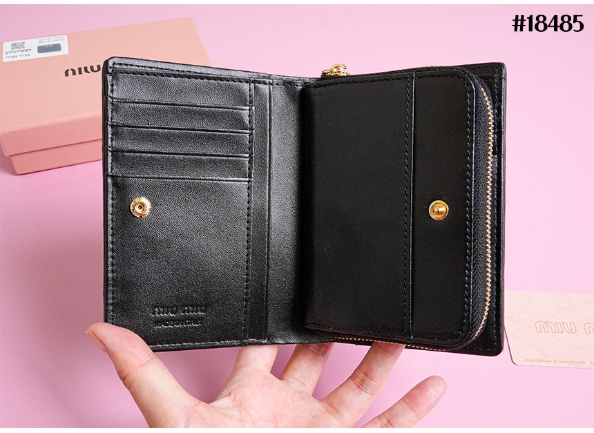 bff586879f5778d444f24a932000a870_1760629951_7445.jpg bff586879f5778d444f24a932000a870_1760629951_7445.jpg