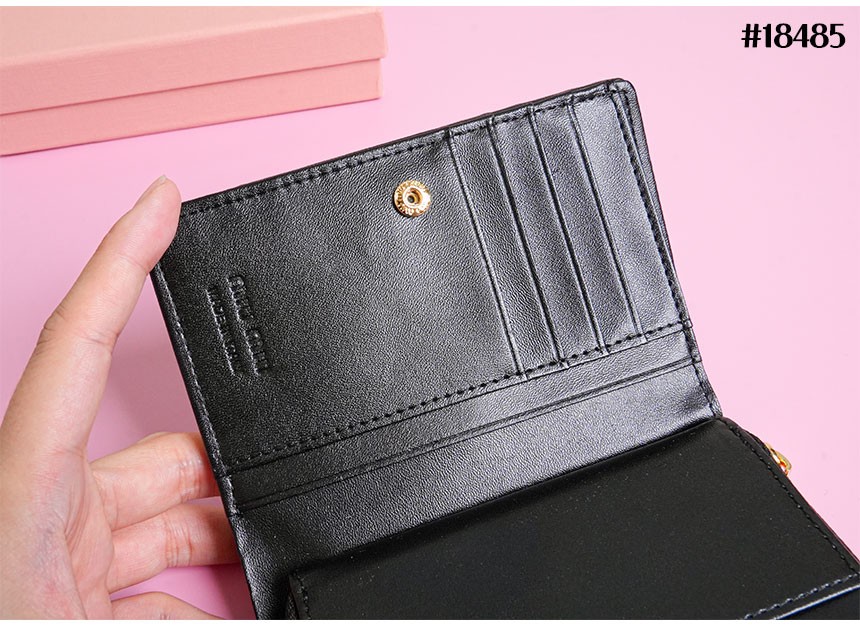 bff586879f5778d444f24a932000a870_1760629951_7882.jpg bff586879f5778d444f24a932000a870_1760629951_7882.jpg