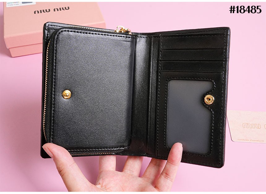 bff586879f5778d444f24a932000a870_1760629951_8823.jpg bff586879f5778d444f24a932000a870_1760629951_8823.jpg