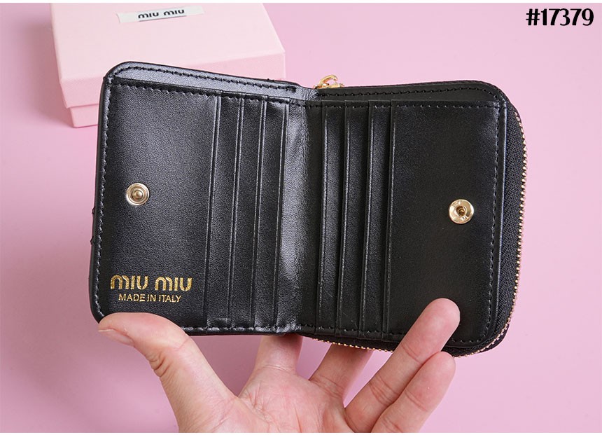 bff586879f5778d444f24a932000a870_1760630319_0568.jpg bff586879f5778d444f24a932000a870_1760630319_0568.jpg