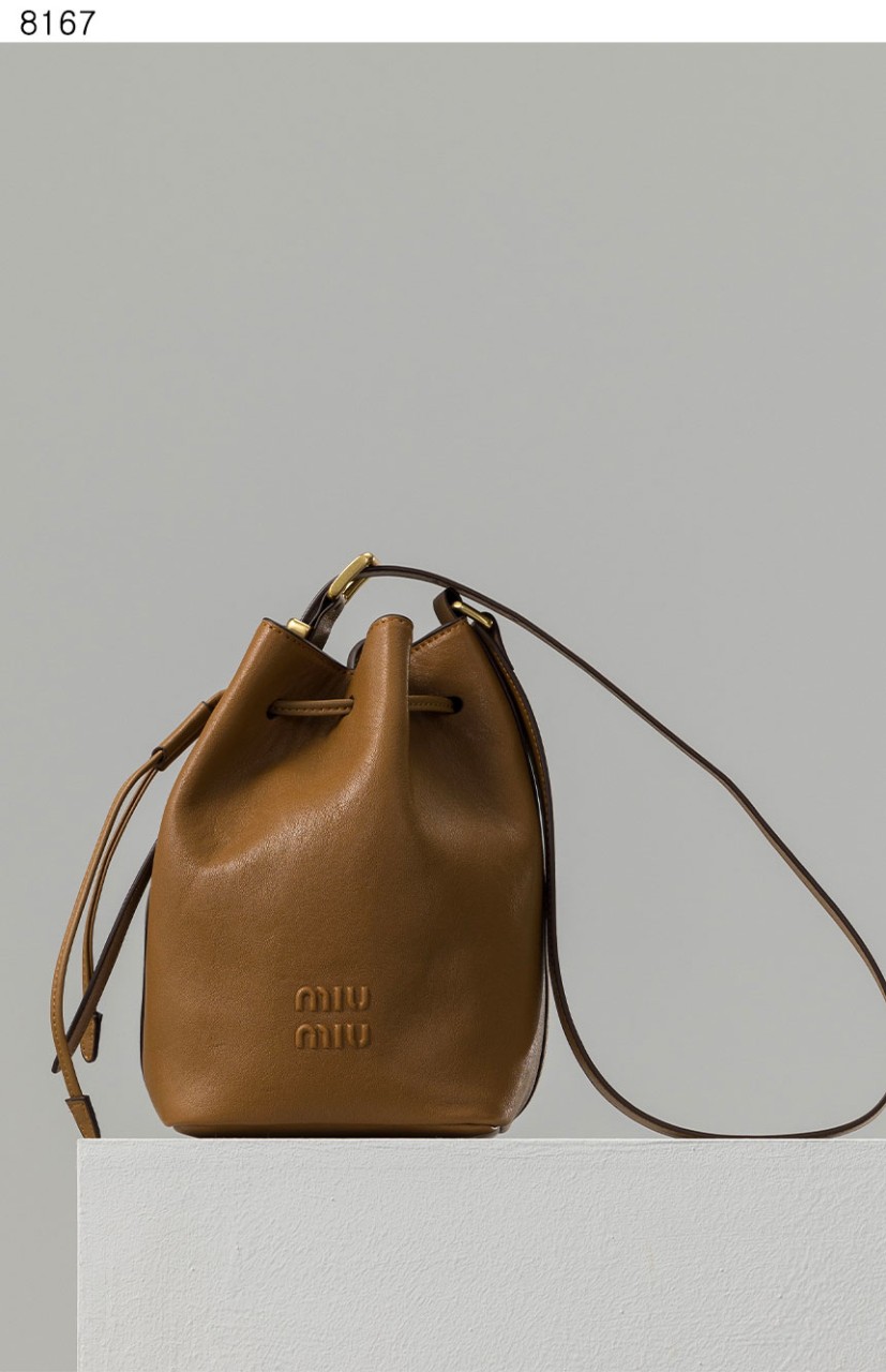 bff586879f5778d444f24a932000a870_1760631034_2543.jpg bff586879f5778d444f24a932000a870_1760631034_2543.jpg