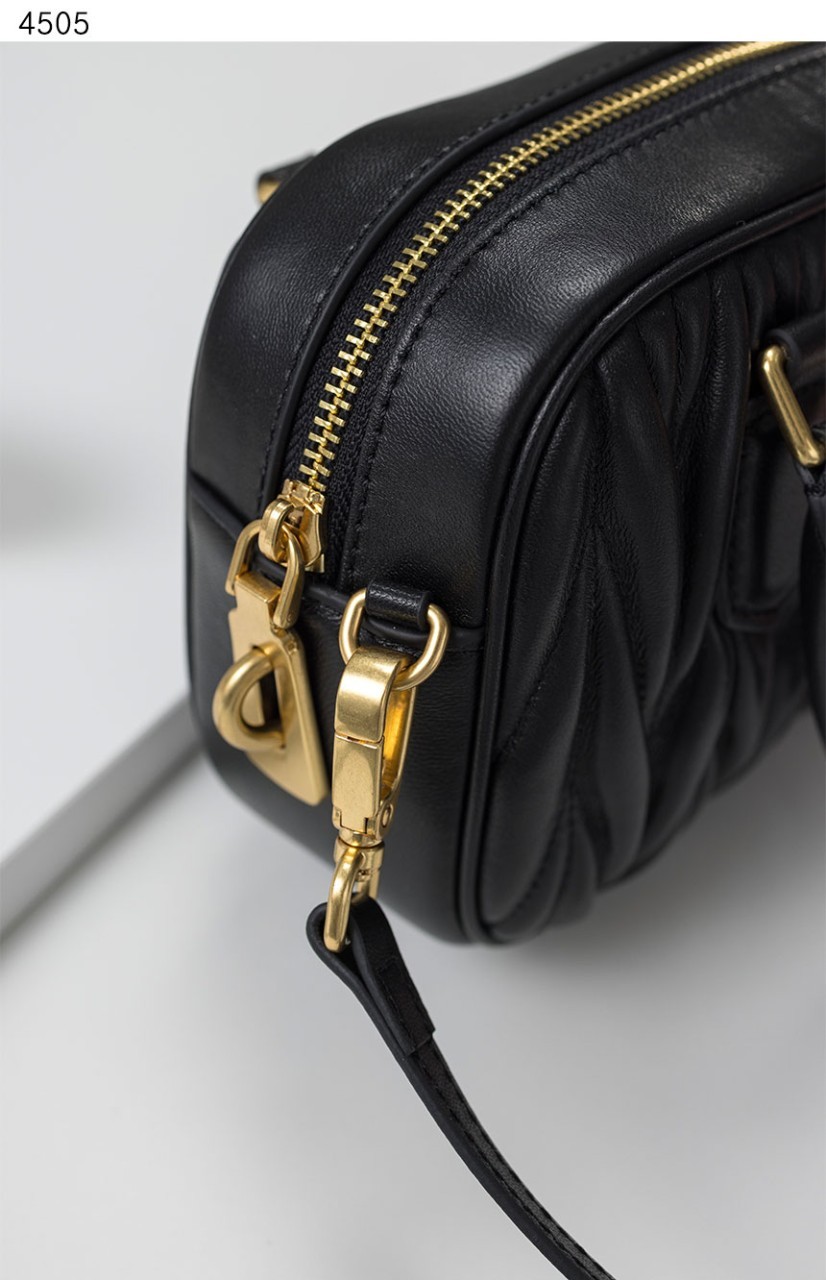 bff586879f5778d444f24a932000a870_1760631155_2301.jpg bff586879f5778d444f24a932000a870_1760631155_2301.jpg