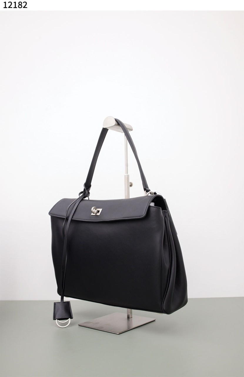 08e68f33877a2821969a8c9a1092e1f5_1762019895_4882.jpg 08e68f33877a2821969a8c9a1092e1f5_1762019895_4882.jpg