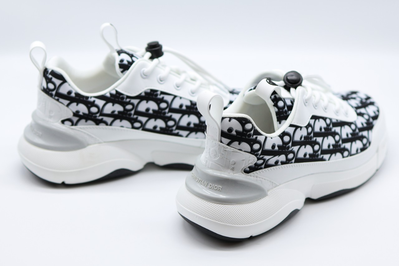 08e68f33877a2821969a8c9a1092e1f5_1762287831_7528.jpg 08e68f33877a2821969a8c9a1092e1f5_1762287831_7528.jpg