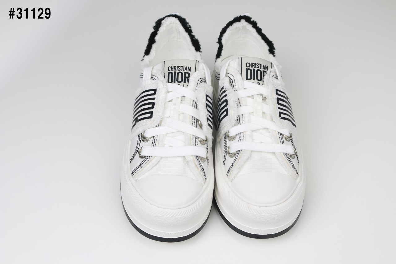 08e68f33877a2821969a8c9a1092e1f5_1762289939_3882.jpg 08e68f33877a2821969a8c9a1092e1f5_1762289939_3882.jpg