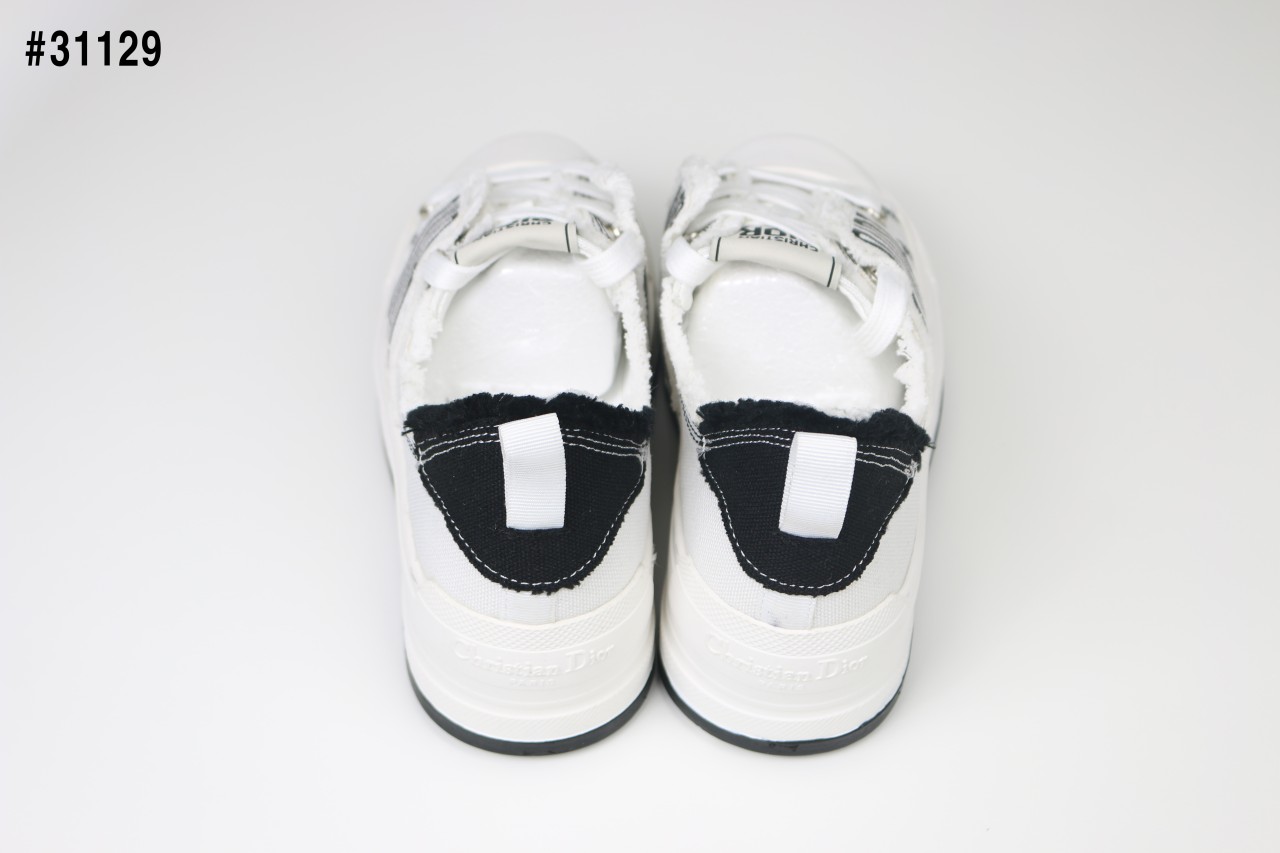 08e68f33877a2821969a8c9a1092e1f5_1762289939_4811.jpg 08e68f33877a2821969a8c9a1092e1f5_1762289939_4811.jpg