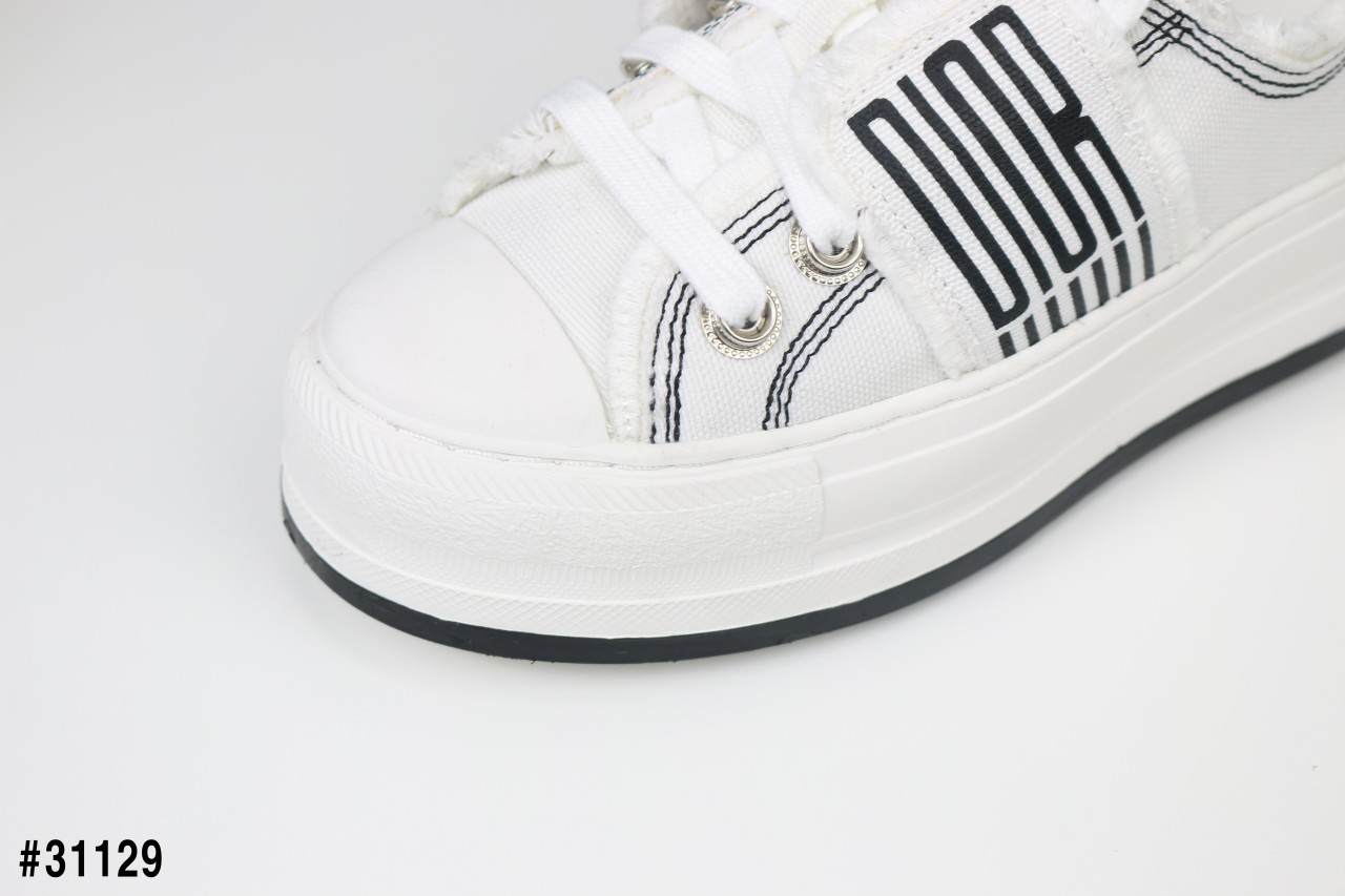 08e68f33877a2821969a8c9a1092e1f5_1762289942_1029.jpg 08e68f33877a2821969a8c9a1092e1f5_1762289942_1029.jpg