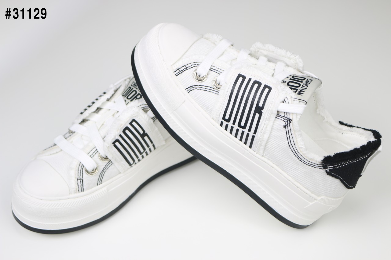 08e68f33877a2821969a8c9a1092e1f5_1762289947_2738.jpg 08e68f33877a2821969a8c9a1092e1f5_1762289947_2738.jpg