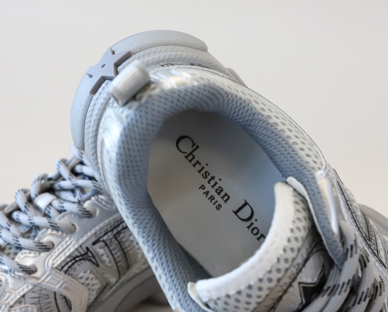 08e68f33877a2821969a8c9a1092e1f5_1762290240_7699.jpg 08e68f33877a2821969a8c9a1092e1f5_1762290240_7699.jpg