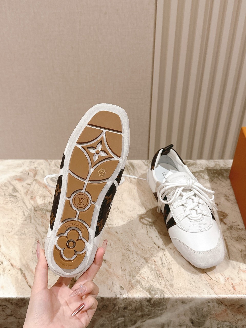 08e68f33877a2821969a8c9a1092e1f5_1762396267_8285.jpg 08e68f33877a2821969a8c9a1092e1f5_1762396267_8285.jpg