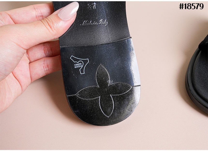 08e68f33877a2821969a8c9a1092e1f5_1762397517_5735.jpg 08e68f33877a2821969a8c9a1092e1f5_1762397517_5735.jpg