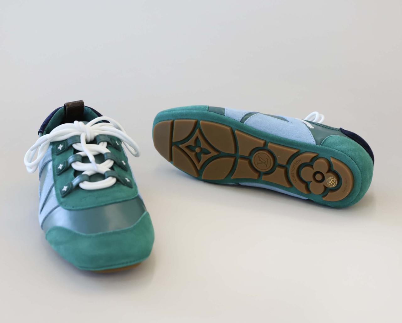 08e68f33877a2821969a8c9a1092e1f5_1762398557_0442.jpg 08e68f33877a2821969a8c9a1092e1f5_1762398557_0442.jpg