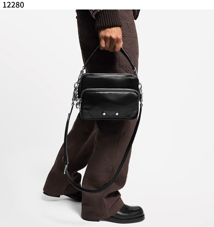 08e68f33877a2821969a8c9a1092e1f5_1762400470_7245.jpg 08e68f33877a2821969a8c9a1092e1f5_1762400470_7245.jpg