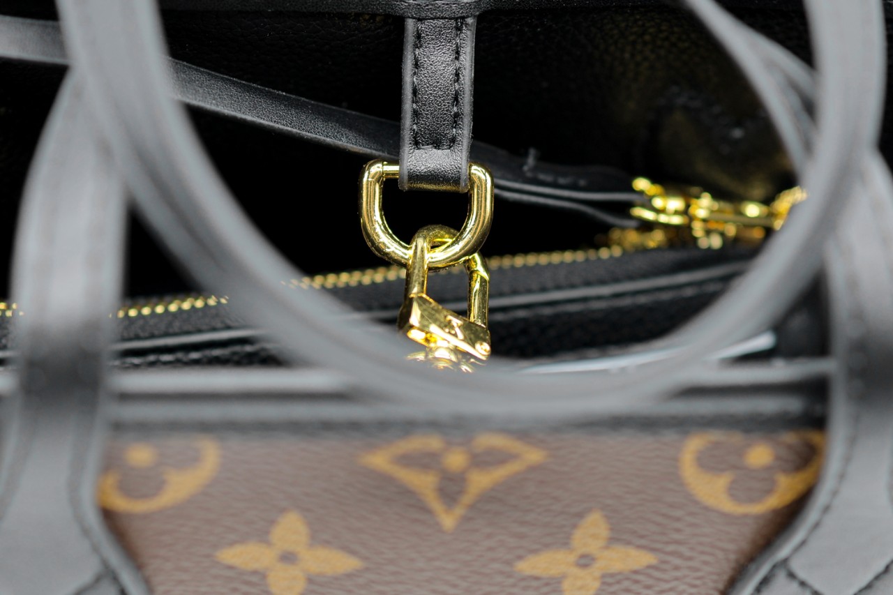 08e68f33877a2821969a8c9a1092e1f5_1762400710_7926.jpg 08e68f33877a2821969a8c9a1092e1f5_1762400710_7926.jpg