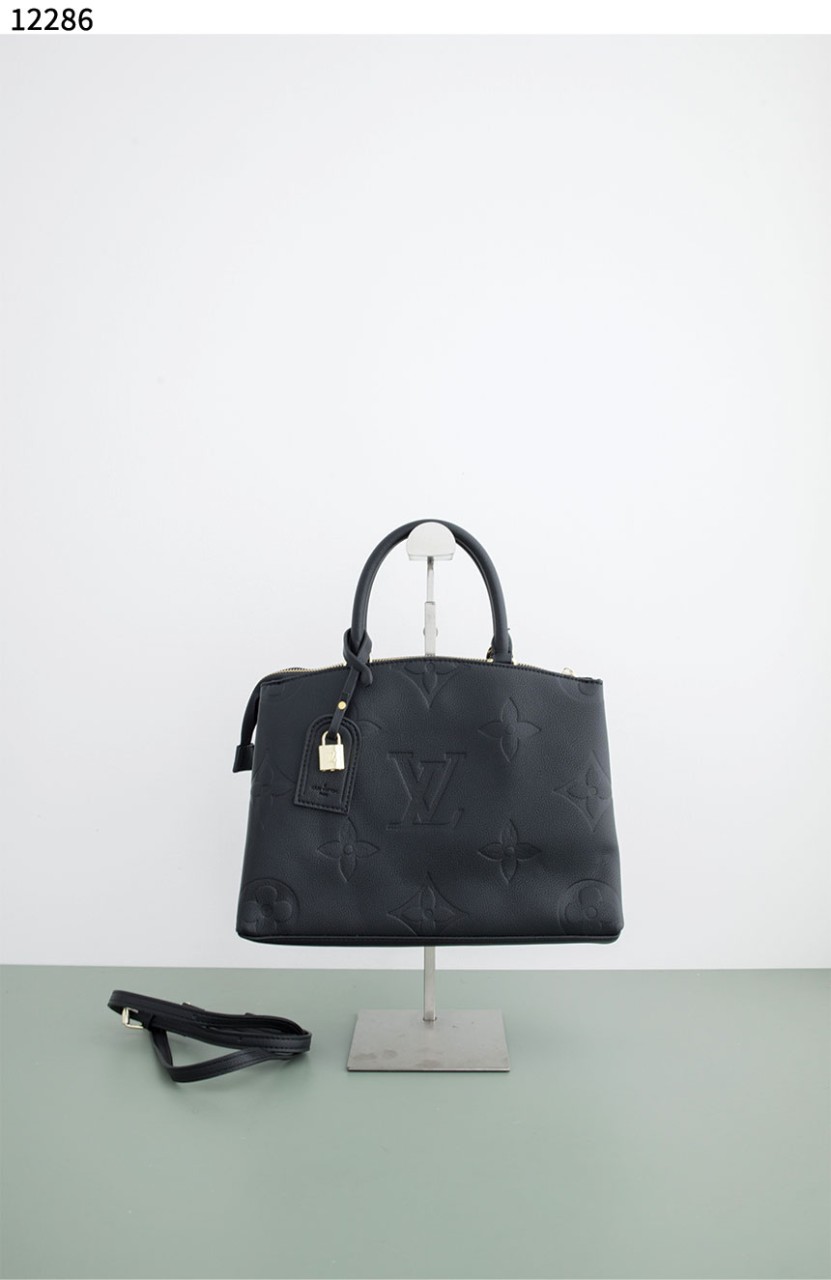 08e68f33877a2821969a8c9a1092e1f5_1762401482_8753.jpg 08e68f33877a2821969a8c9a1092e1f5_1762401482_8753.jpg