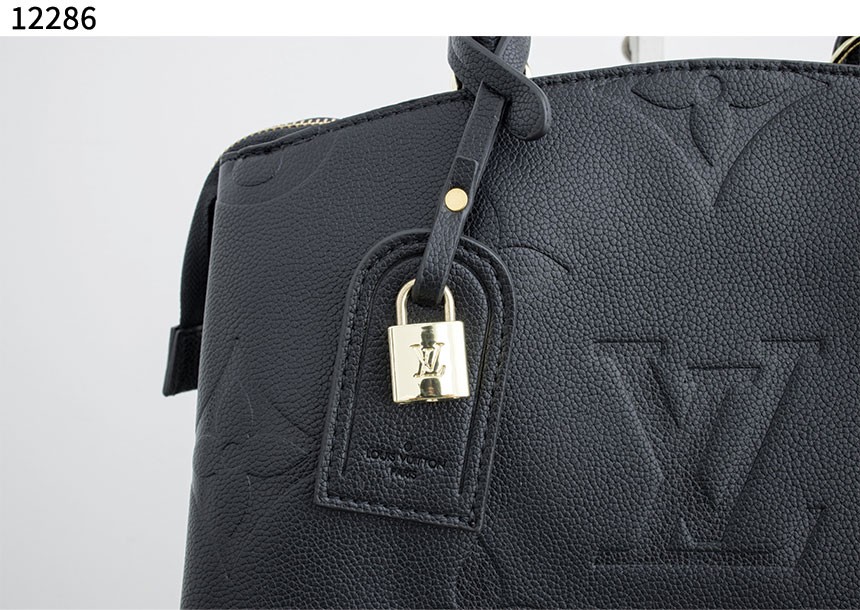 08e68f33877a2821969a8c9a1092e1f5_1762401483_1173.jpg 08e68f33877a2821969a8c9a1092e1f5_1762401483_1173.jpg