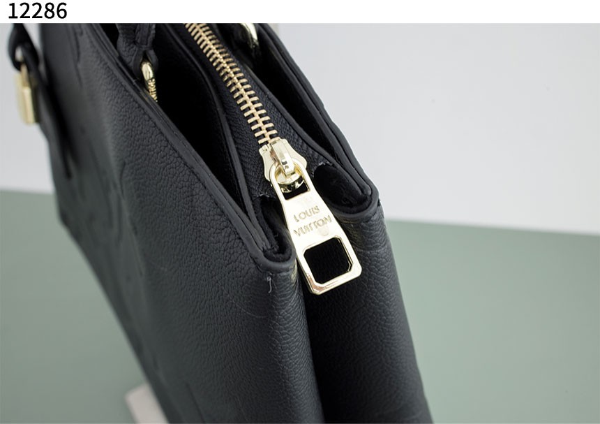 08e68f33877a2821969a8c9a1092e1f5_1762401483_2888.jpg 08e68f33877a2821969a8c9a1092e1f5_1762401483_2888.jpg