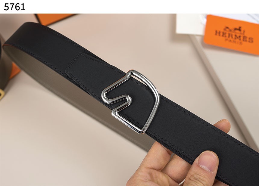 08e68f33877a2821969a8c9a1092e1f5_1762481245_1334.jpg 08e68f33877a2821969a8c9a1092e1f5_1762481245_1334.jpg