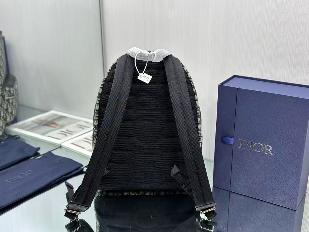 08e68f33877a2821969a8c9a1092e1f5_1762755019_0531.jpg 08e68f33877a2821969a8c9a1092e1f5_1762755019_0531.jpg