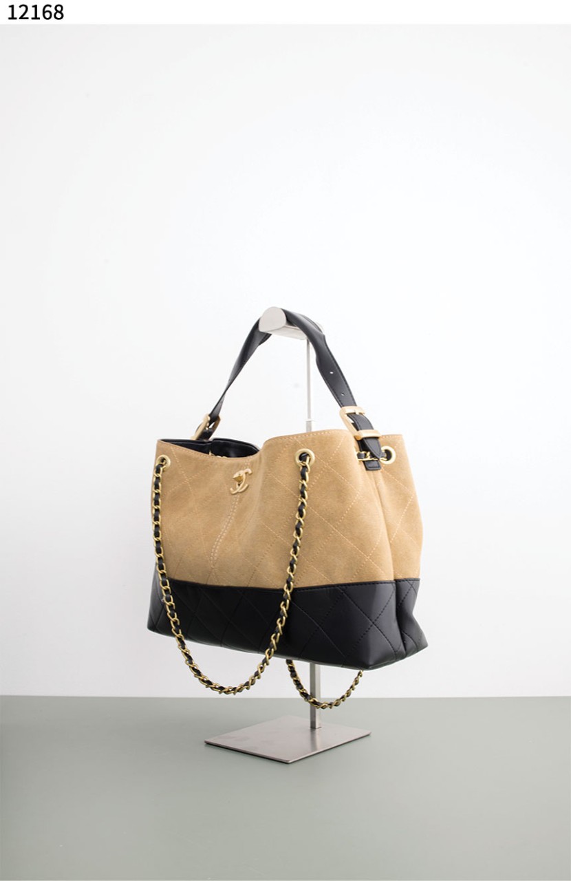 b19f8b2e0efee4c5421883c45a79766d_1763534262_7741.jpg b19f8b2e0efee4c5421883c45a79766d_1763534262_7741.jpg