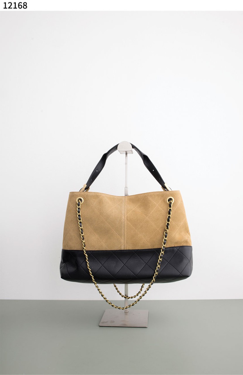 b19f8b2e0efee4c5421883c45a79766d_1763534262_8531.jpg b19f8b2e0efee4c5421883c45a79766d_1763534262_8531.jpg