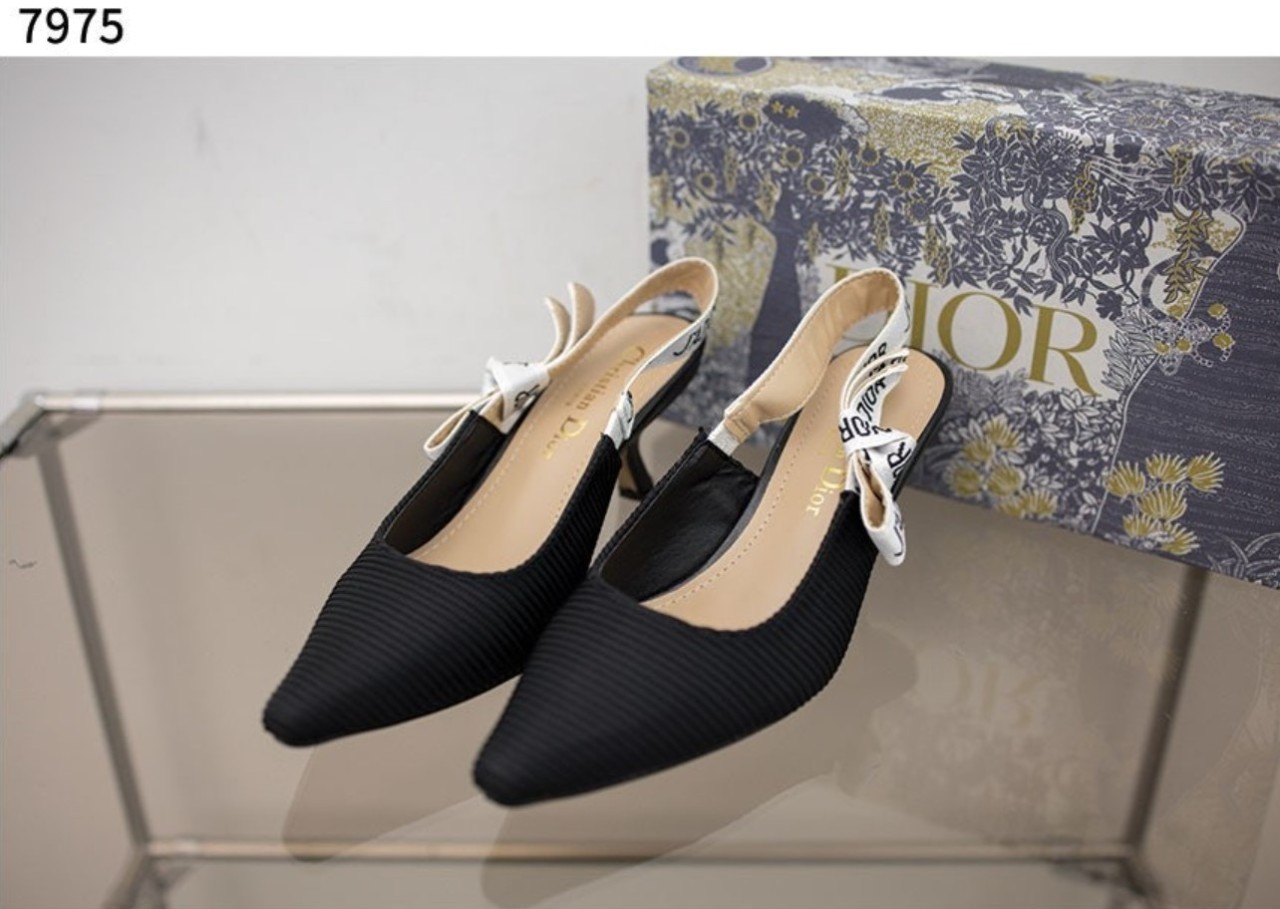 b19f8b2e0efee4c5421883c45a79766d_1763535680_3833.jpg b19f8b2e0efee4c5421883c45a79766d_1763535680_3833.jpg