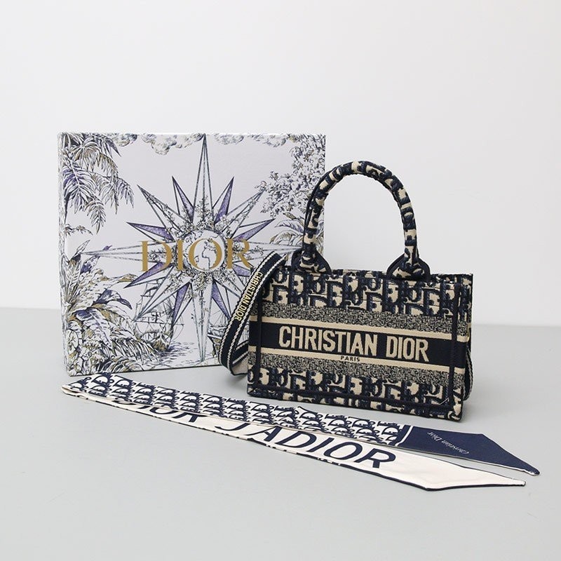 b19f8b2e0efee4c5421883c45a79766d_1763536637_1749.jpg b19f8b2e0efee4c5421883c45a79766d_1763536637_1749.jpg