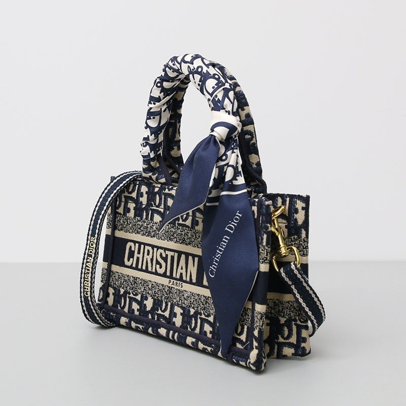 b19f8b2e0efee4c5421883c45a79766d_1763536637_401.jpg b19f8b2e0efee4c5421883c45a79766d_1763536637_401.jpg